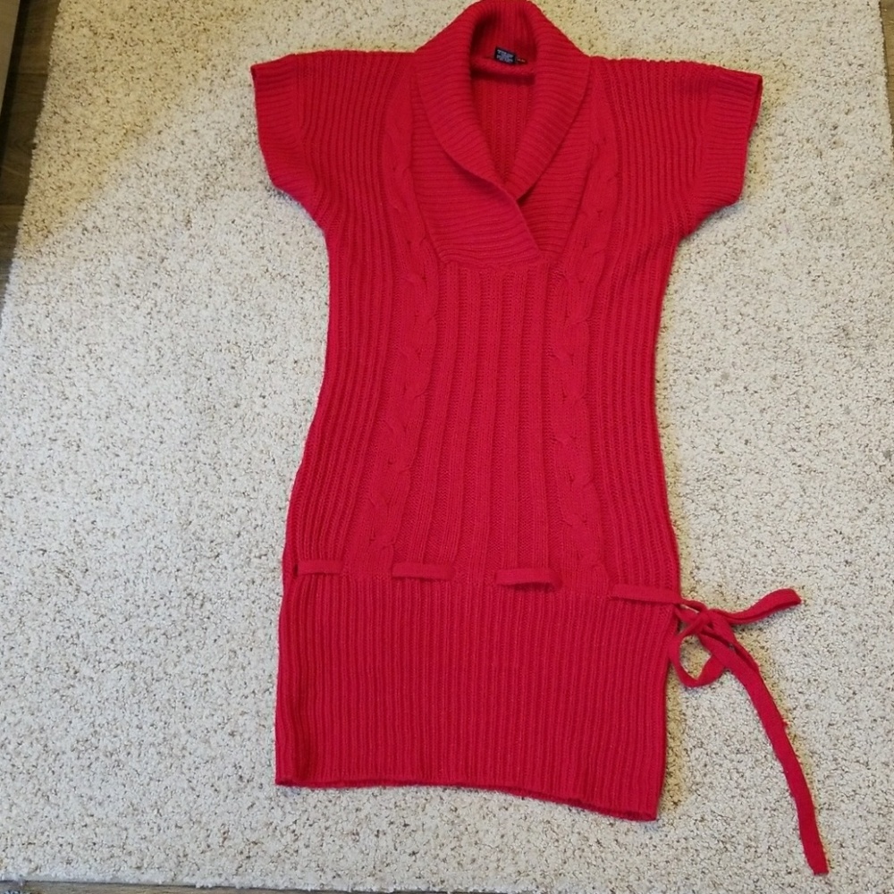*FREE SHIPPING!* Cute Valentine's Day Red Body Central sweater dress